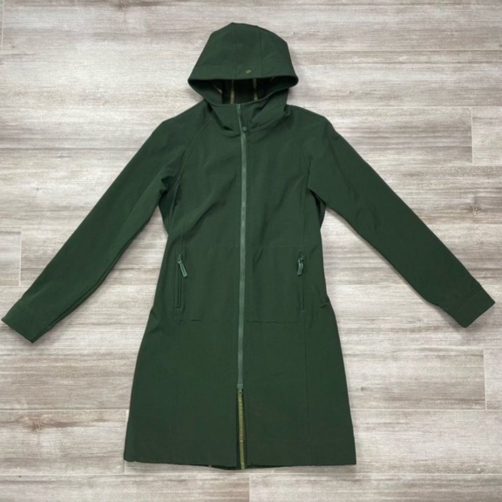 Lululemon Apres Yoga Jacket Green Size 8// Long Hood Raincoat
